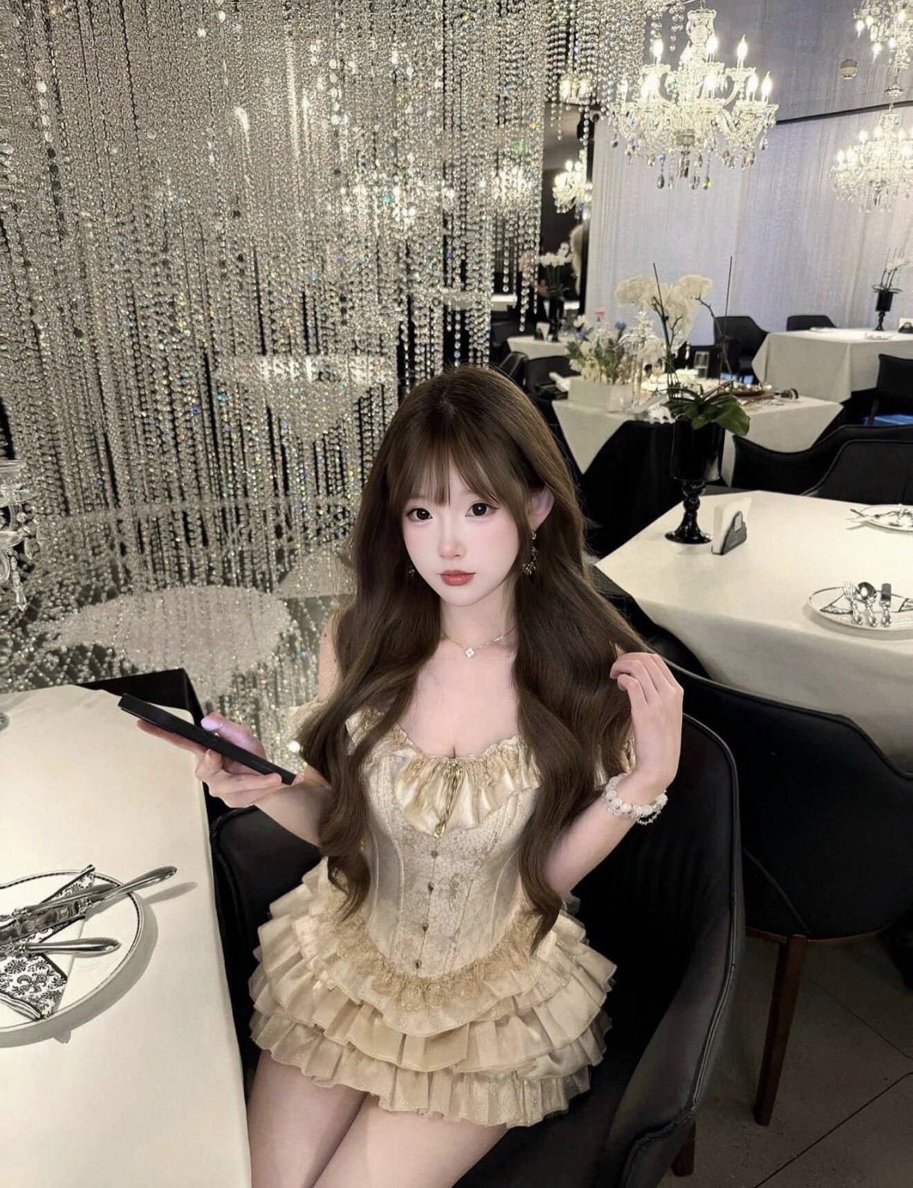 短线行情打乱节奏，BTC空单小幅被套。--咩咩..