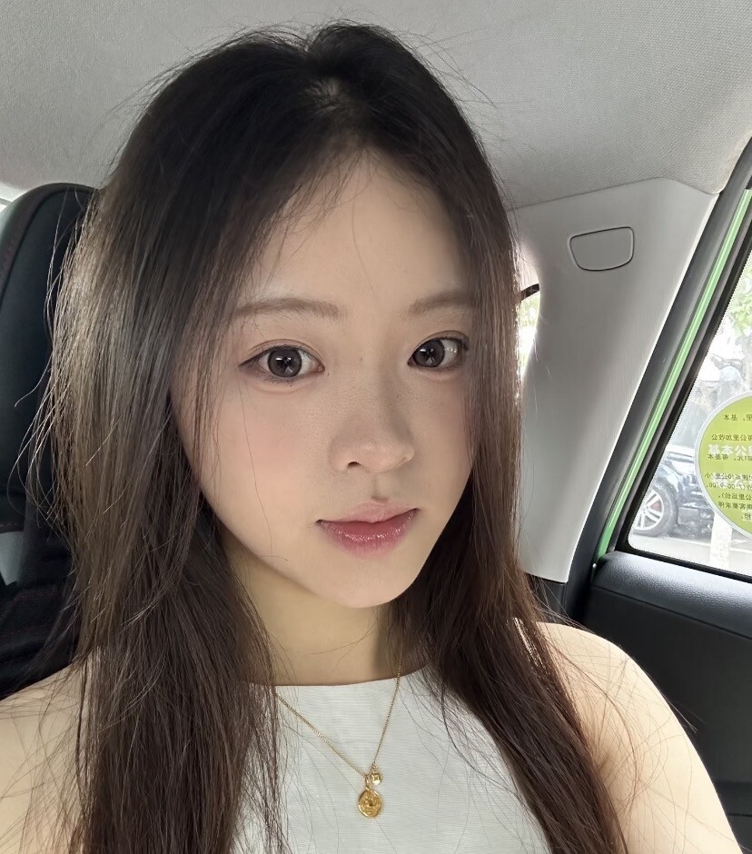 全网都在狂热看多，所有人都沉浸在牛市的幻想里，我选择逆势布局空单。--早点睡（努力上岸）